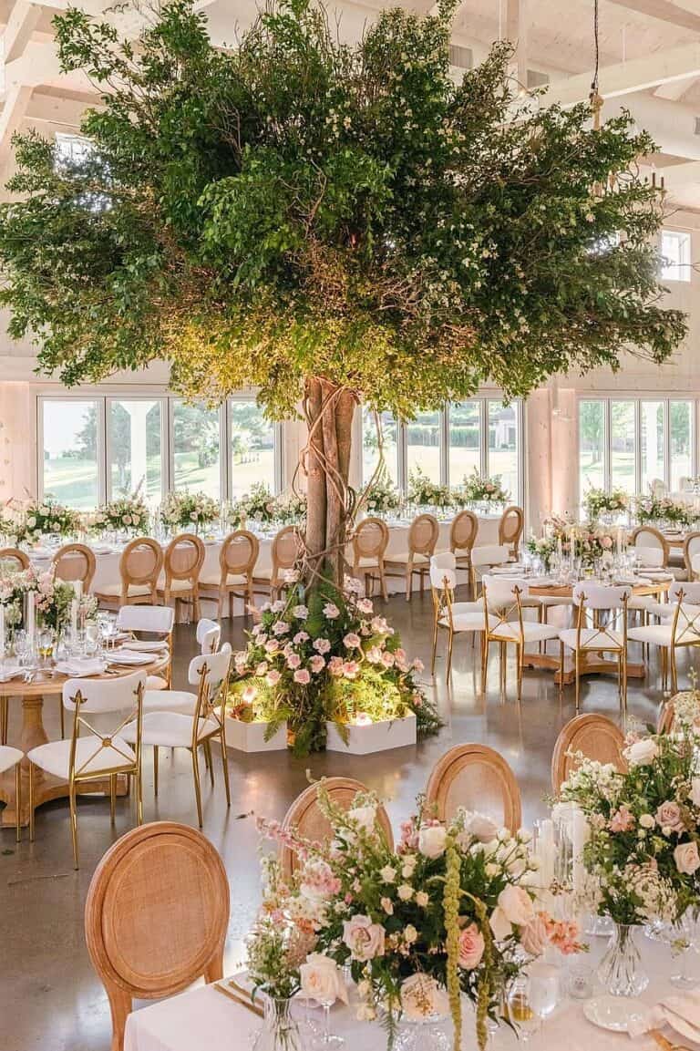 7 Breathtaking Indoor Tree Ideas for a Barn Weddings